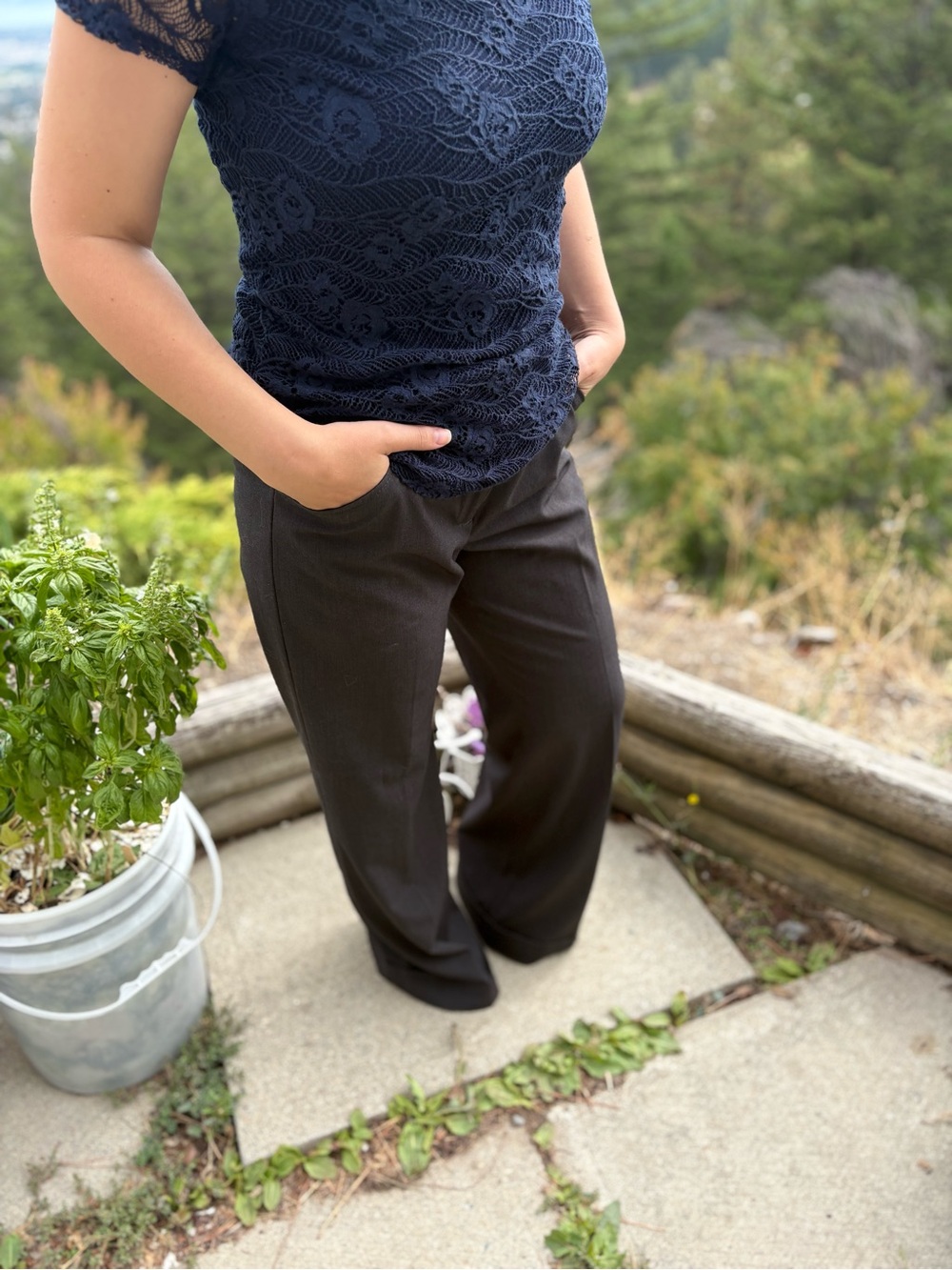 Ladies charcoal Trousers By Reitmans